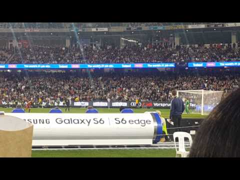 Real madrid VS Roma pens 18/7/15 ( Crowd view )