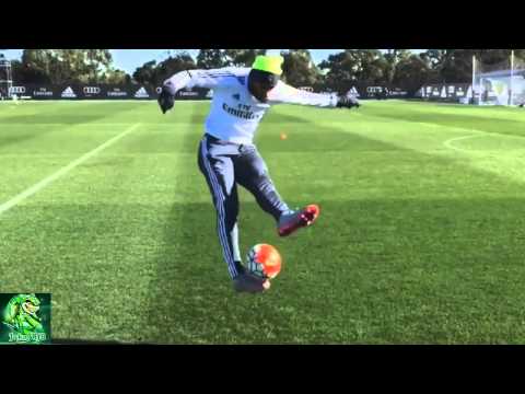 Jese Rodriguez incredible juggling skills and trick in Real Madrid Training 2015 HD