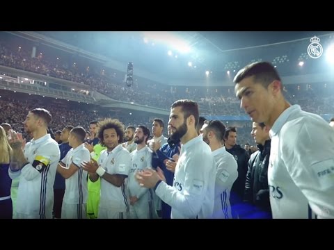 Real Madrid celebrate Club World Cup win on the pitch! ZIDANE, CRISTIANO RONALDO, RAMOS…