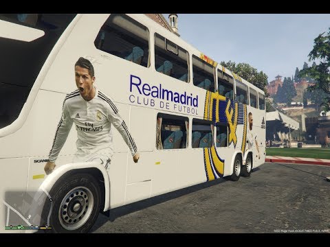 Autobus del Real Madrid camino al estadio gta5