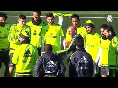 Zinedine Zidane's first training session as Real Madrid coach