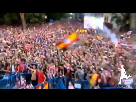 Atletico Madrid celebrate his victory in the league after drawing with Barcelona