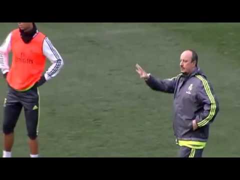 Cristiano Ronaldo '' No Attention '' To Coach Benitez at Real Madrid Training 2015